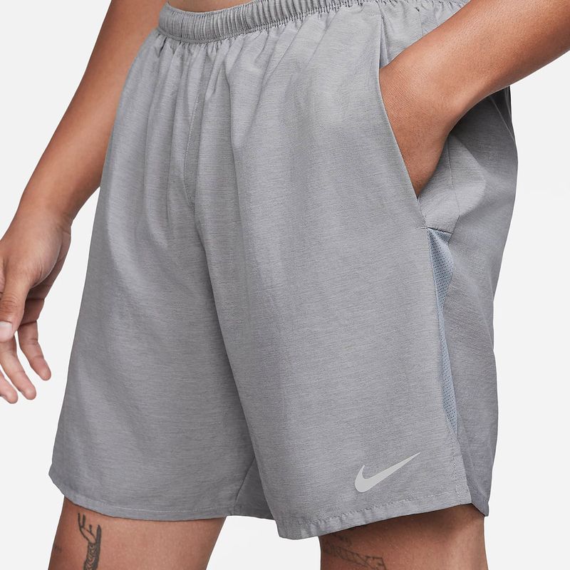 short-nike-cz9066-084-m-nk-df-challenger-short-7bf-hombre-4