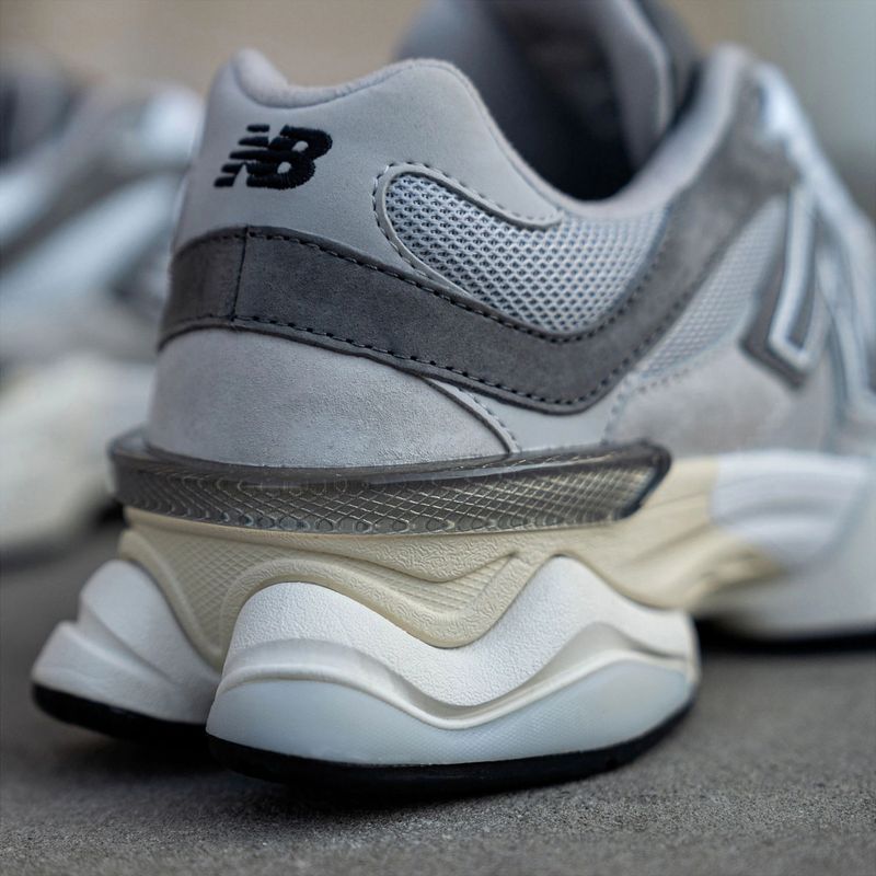 U9060GRY