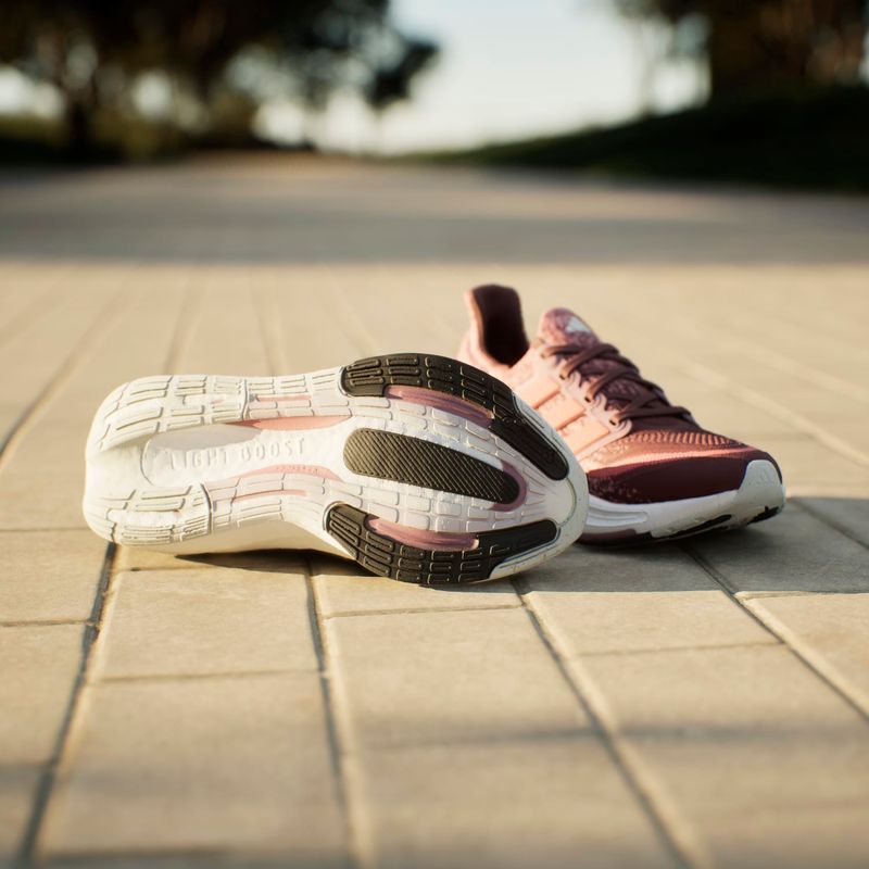 Zapatillas-Running-Mujer-Adidas-Ultraboost-Light-W--Rojo