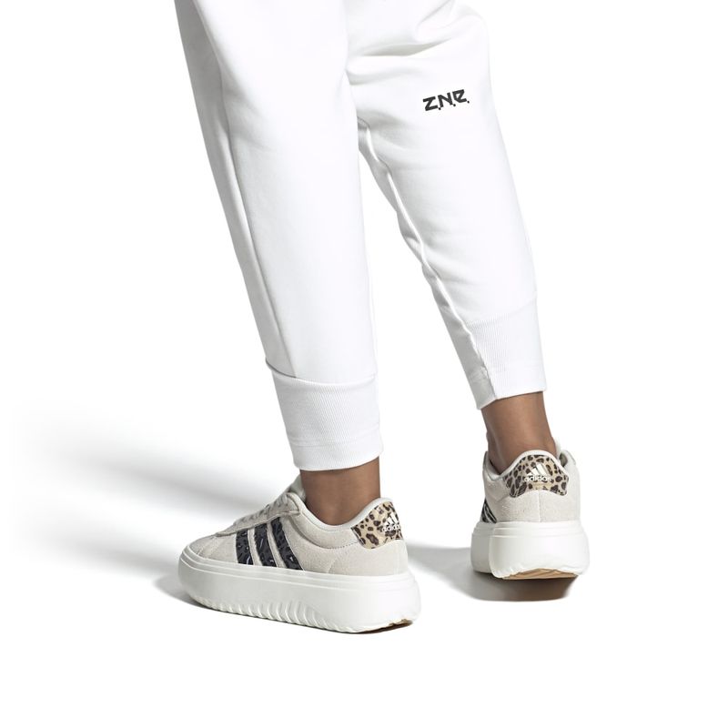 Zapatillas-Urbanas-Mujer-Adidas-Grand-Court-Platform-Suede--Crema