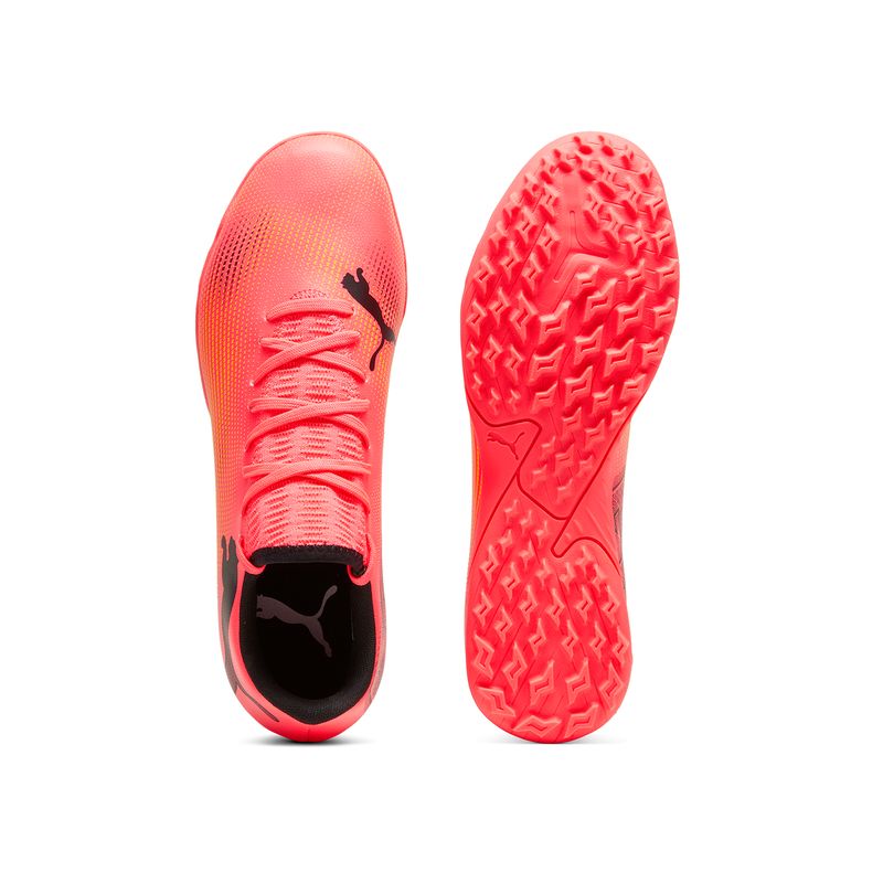 Zapatillas-Futbol-Hombre-Puma-Future-7-Play-Tt--Rosado
