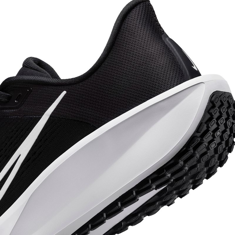 Zapatillas-Running-Hombre-Nike-Quest-6--Negro