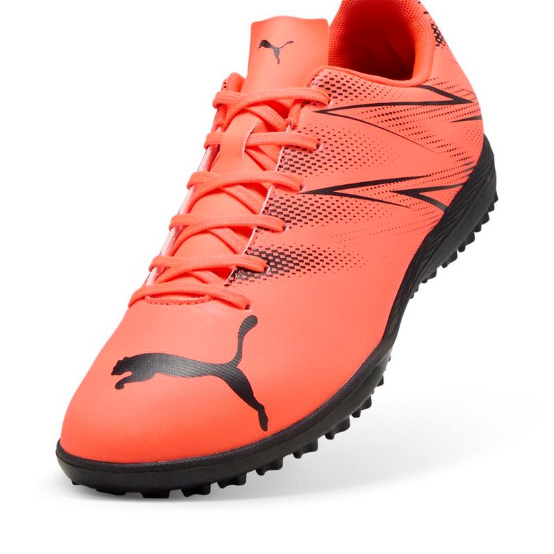 Zapatillas-Futbol-Hombre-Puma-Attacanto-Tt--Rosado