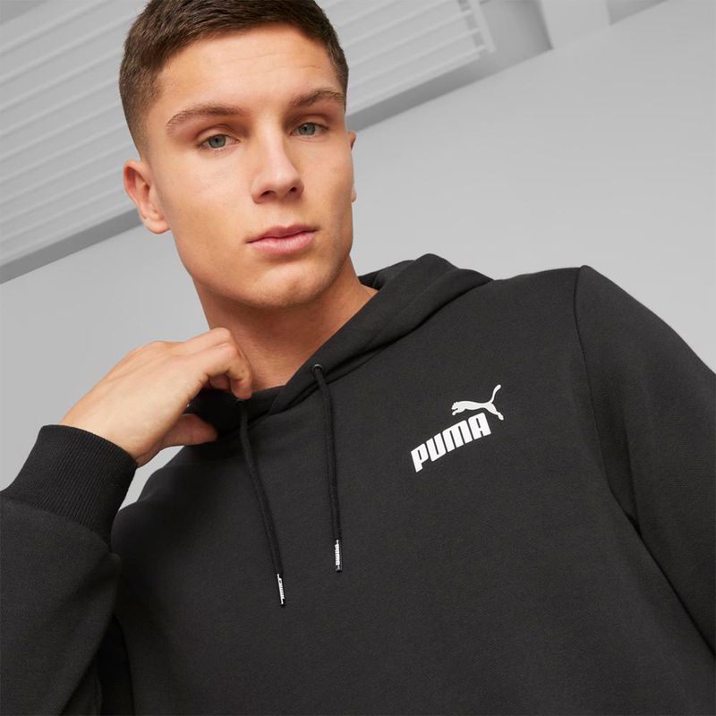 Ropa-Urbano-Hombre-Puma-Ess--2-Col-Small-Logo-Hoodie---Negro