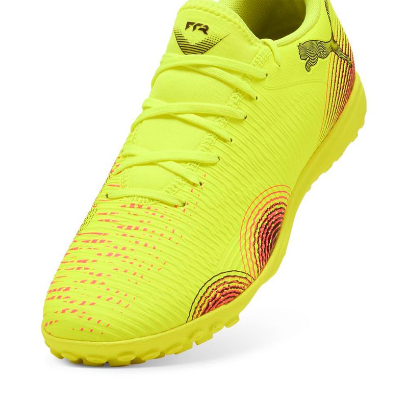 Zapatillas-Football-Hombre-Puma-Future-8-Play-Tt--Amarillo