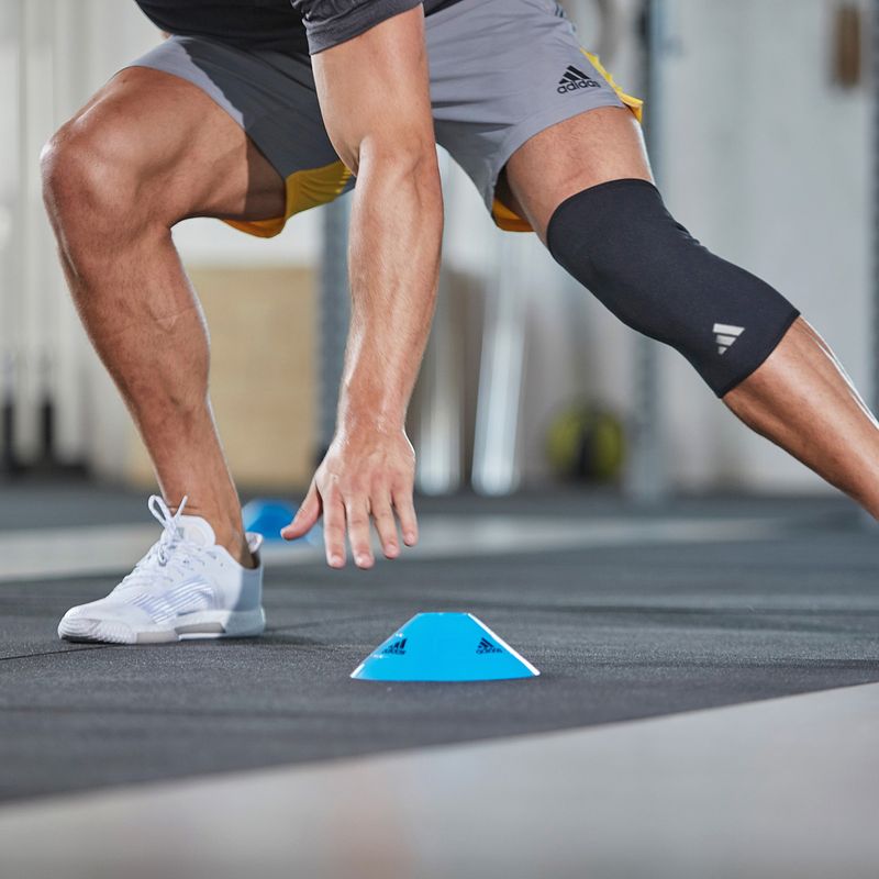 Accesorios-Training-Unisex-Adidas-Eqp-Soporte-De-Rodilla---S--Negro