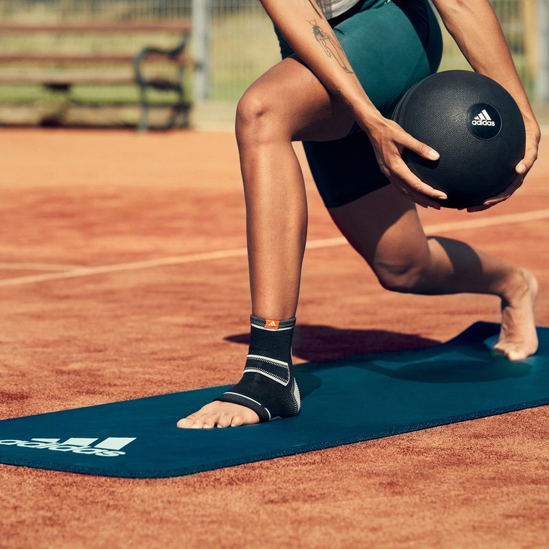 Accesorios-Training-Unisex-Adidas-Eqp-Soporte-De-Tobillo---S--Negro